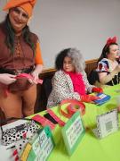 Cruella DeVil Snow White and a dwarf